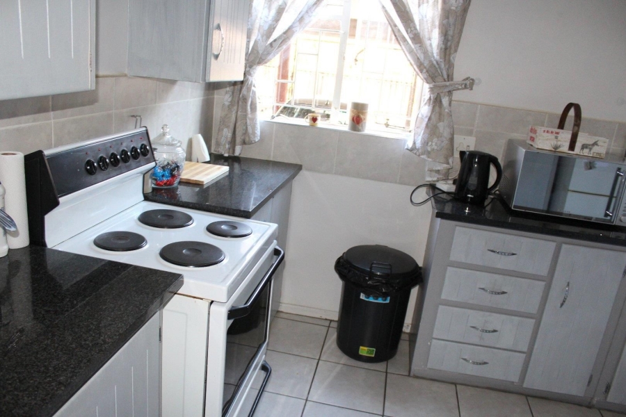2 Bedroom Property for Sale in Baillie Park North West